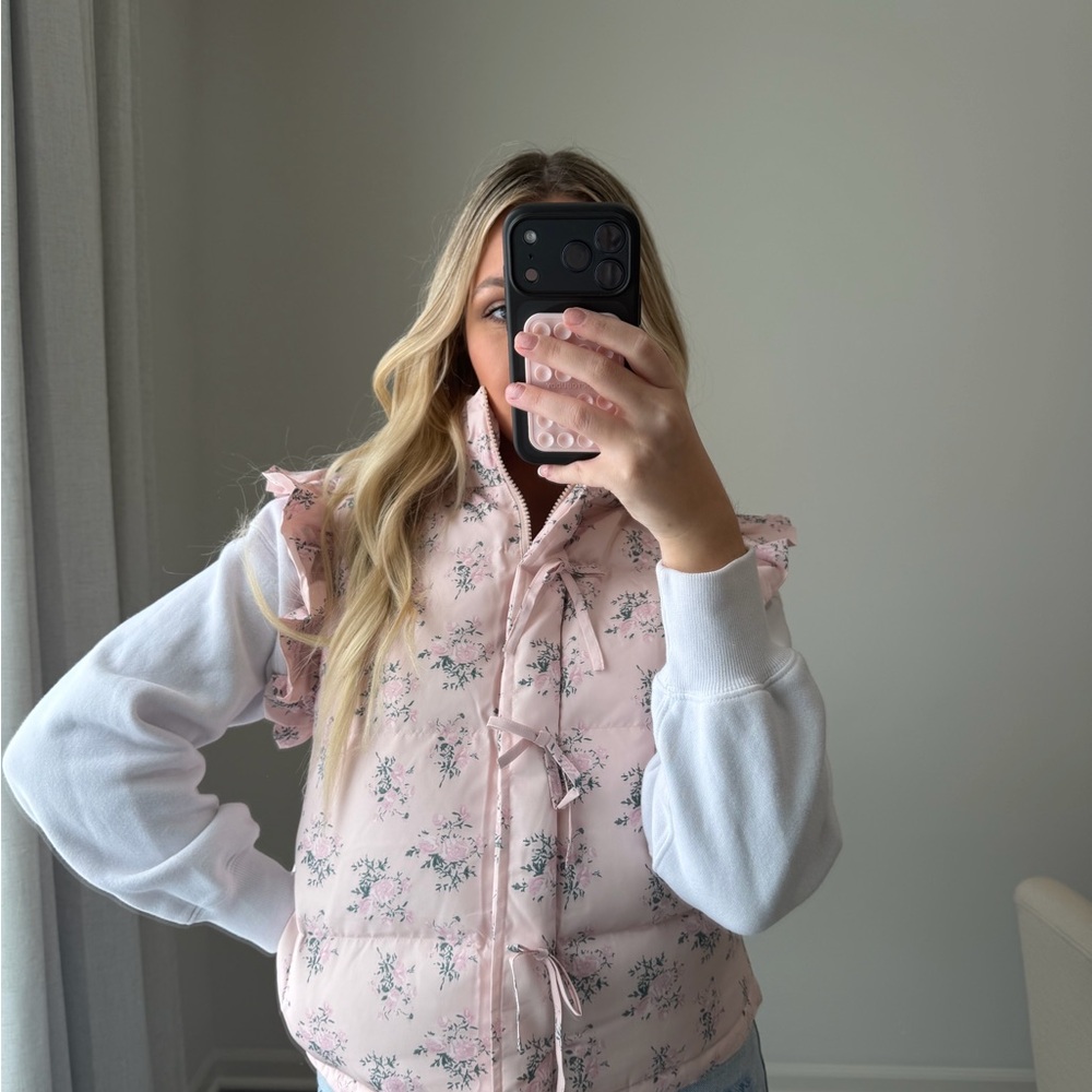 Floral Pink Ruffle vest - Picture 3 of 9